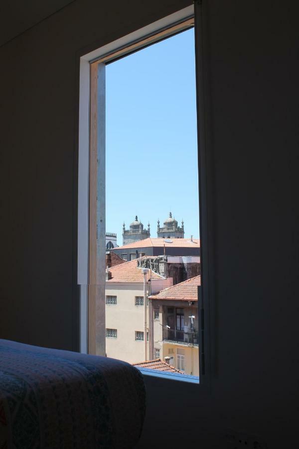 Amazing Penthouse Apartment In Historic Porto Luaran gambar