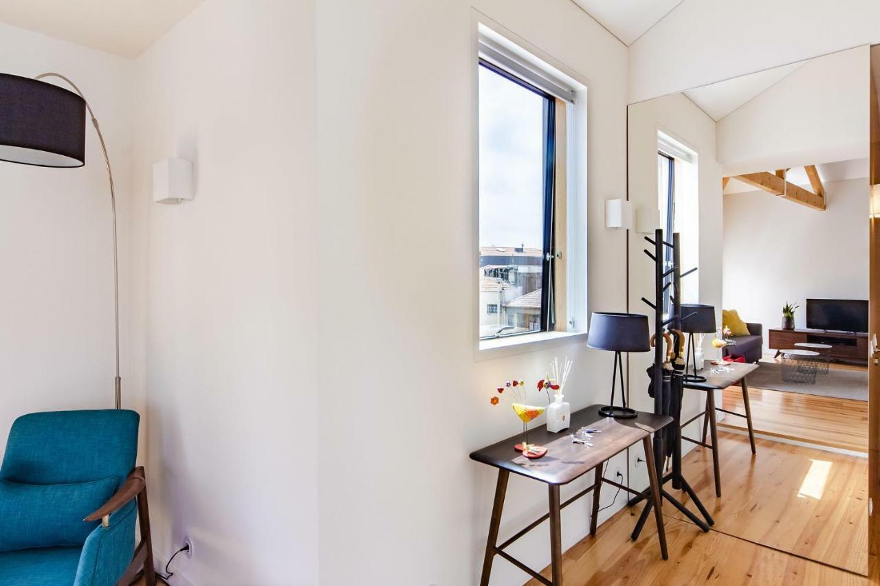 Amazing Penthouse Apartment In Historic Porto Luaran gambar