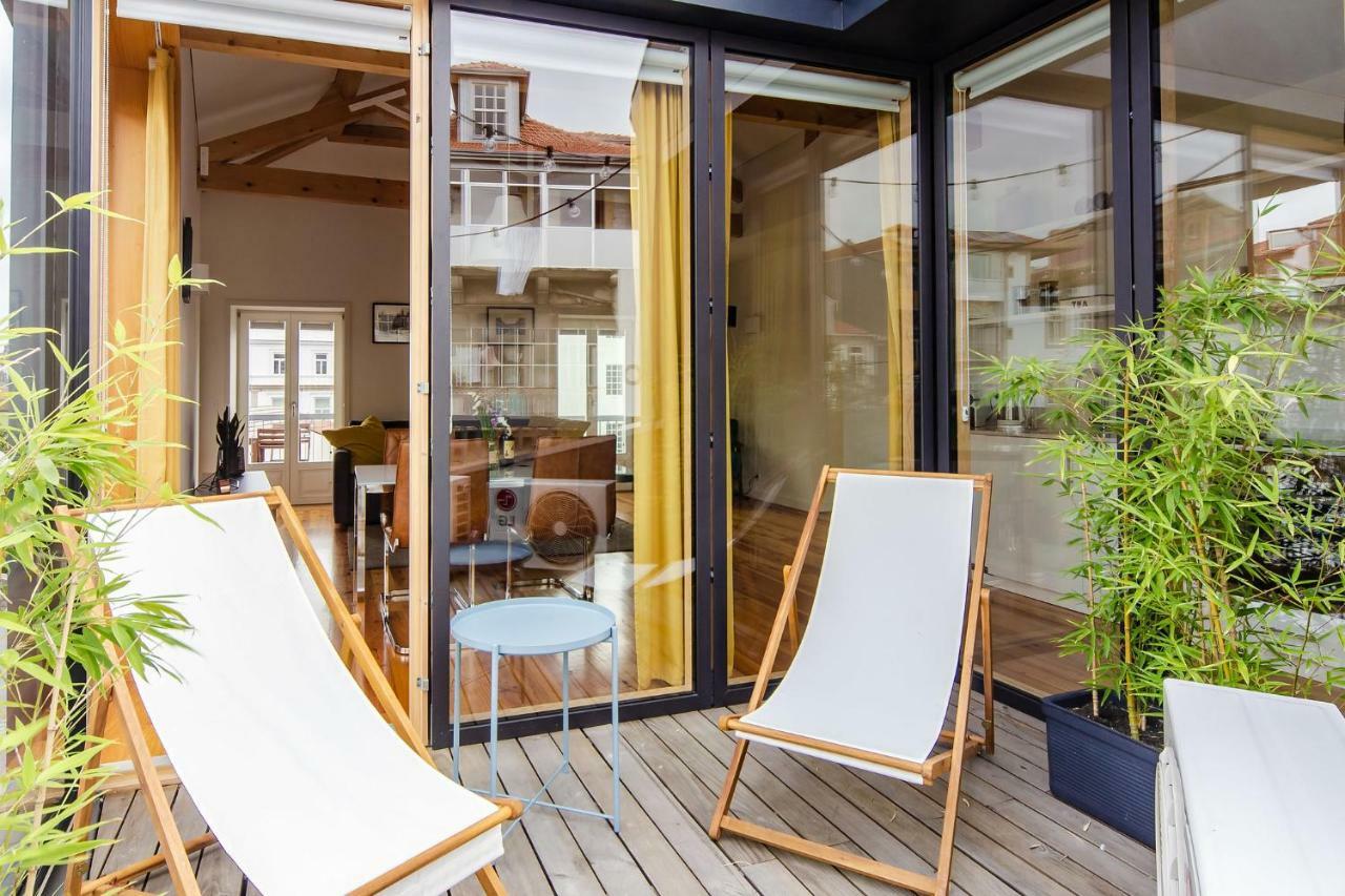 Amazing Penthouse Apartment In Historic Porto Luaran gambar
